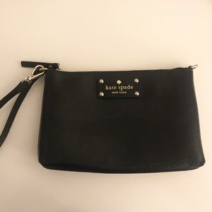 KATE SPADE WRISTLET.